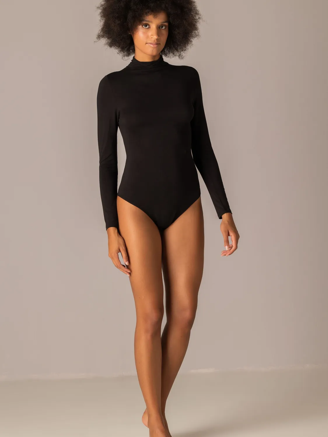Si'èLei Today 6018 body collo alto nero in modal