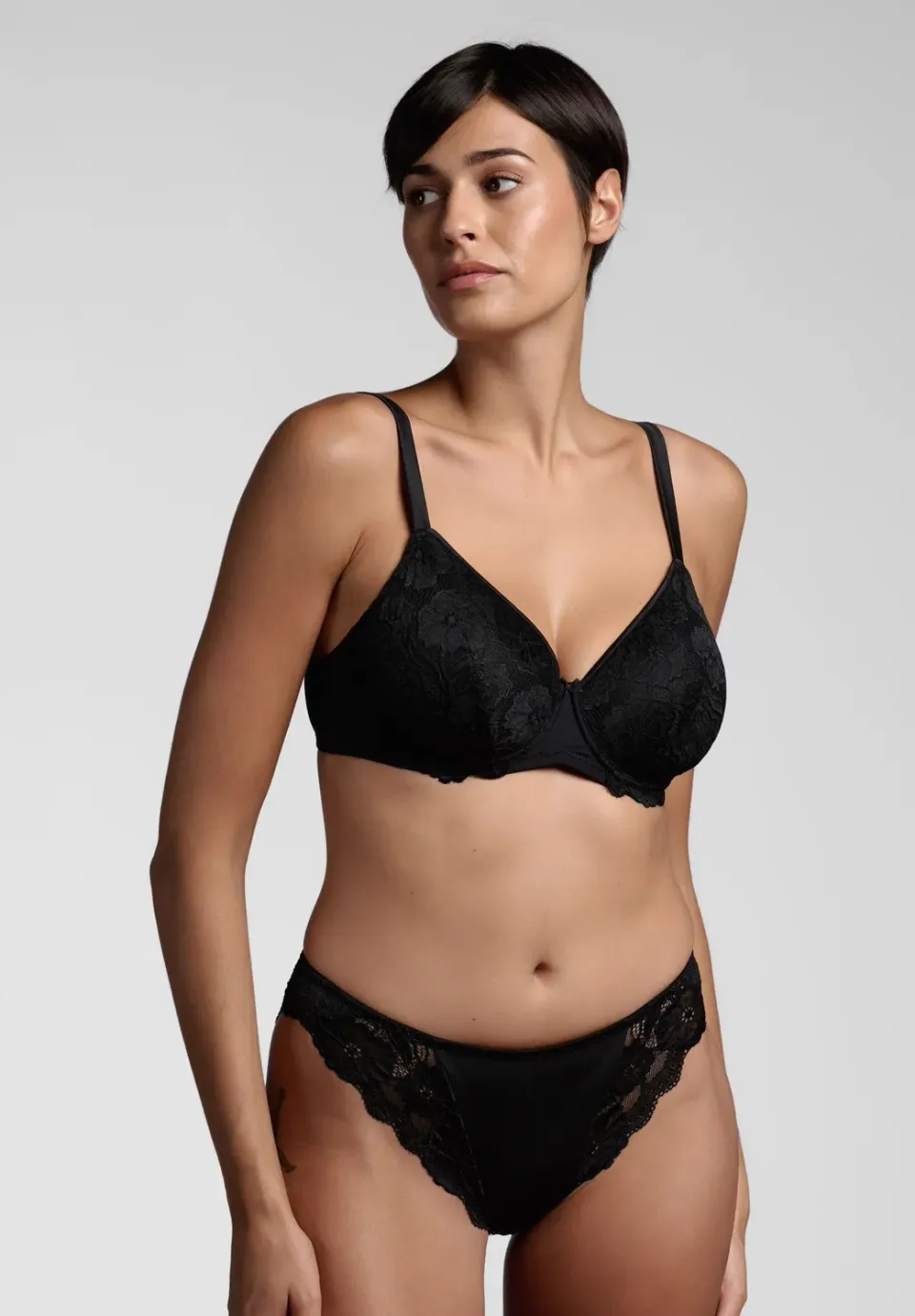 Lepel Belseno Pizzo 253 slip brasiliano nero in pizzo