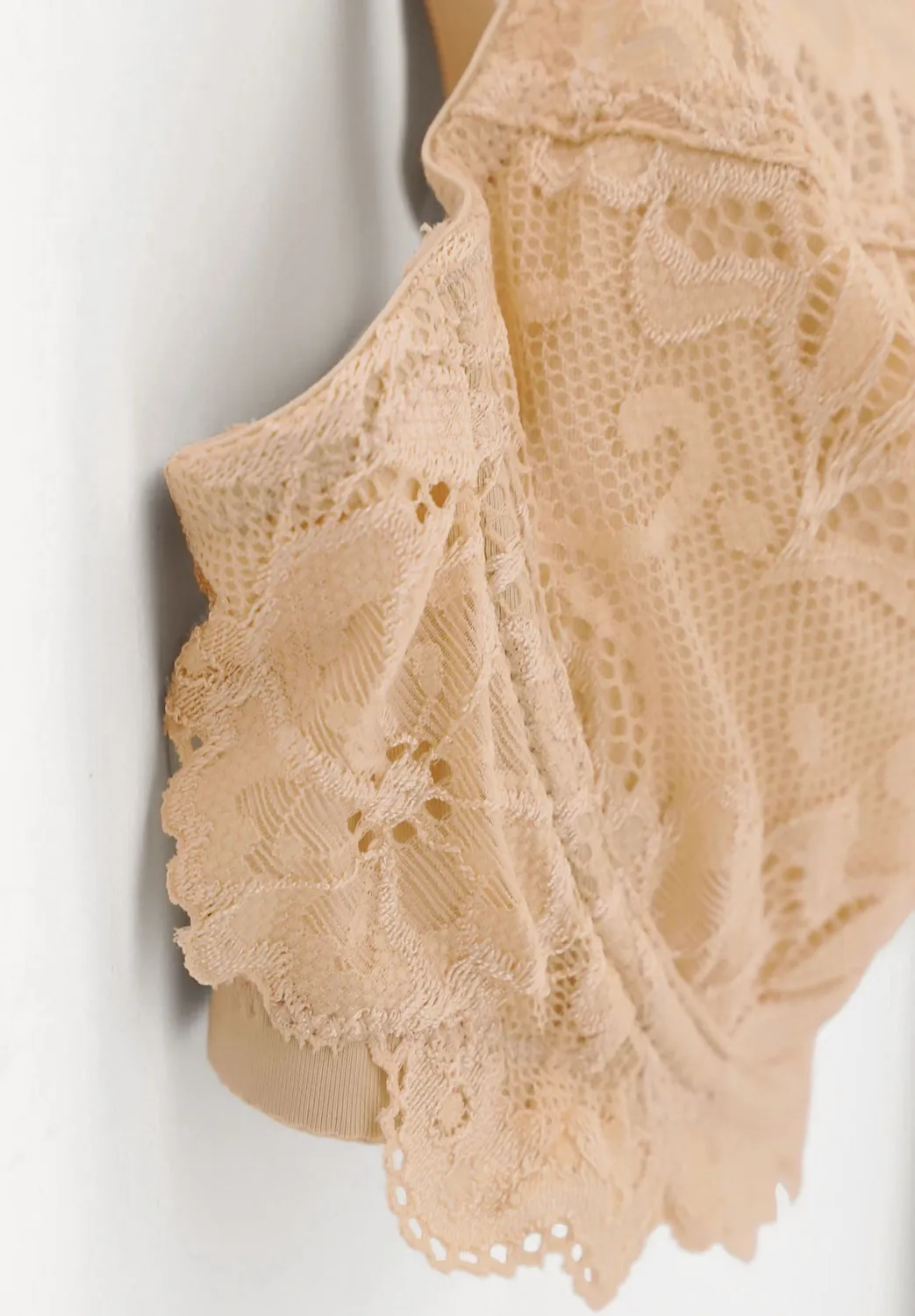 Lepel Belseno Pizzo 251 balconcino nudo con ferretto