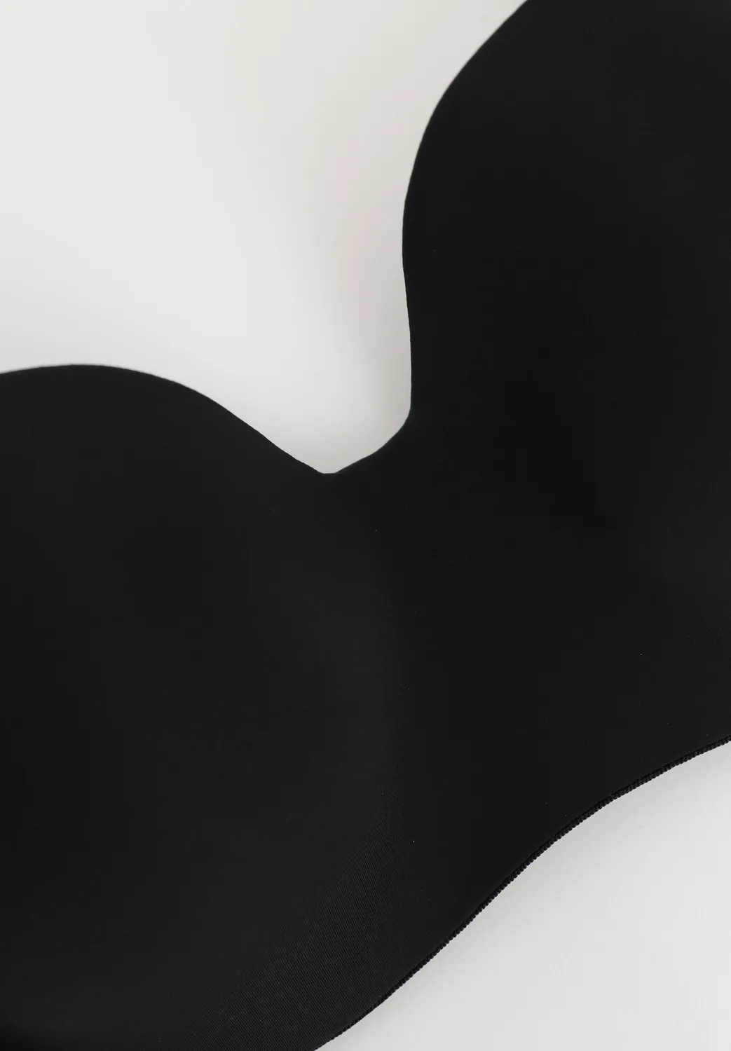 Lepel Elegance fascia imbottita nera ferretto spalline removibili