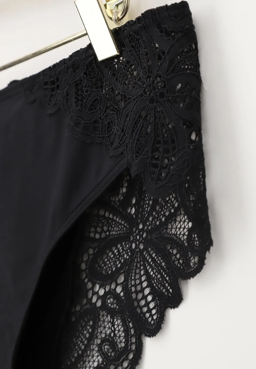 Lepel Belseno Allure 463 slip nero microfibra e pizzo