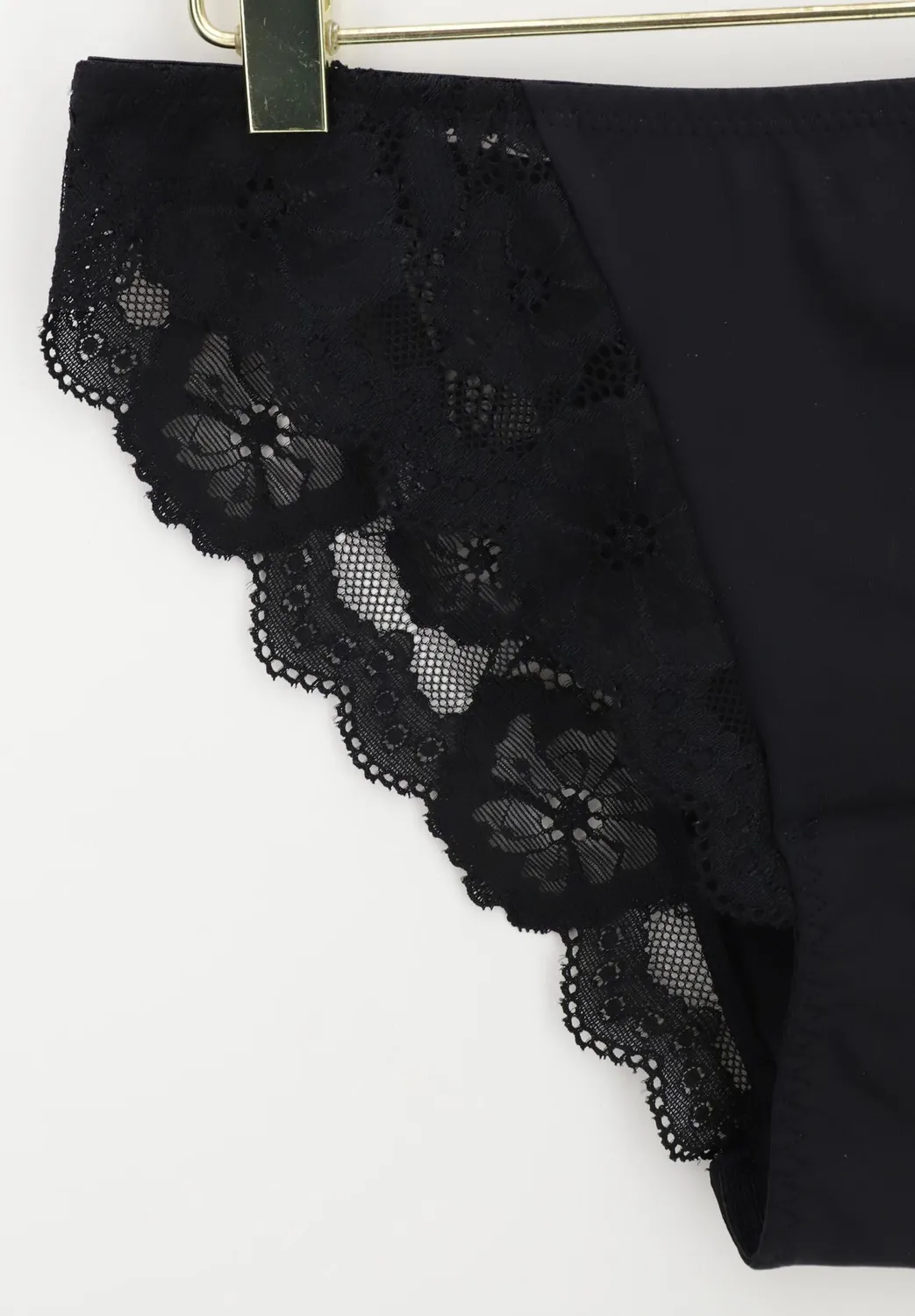 Lepel Belseno Pizzo 253 slip brasiliano nero in pizzo