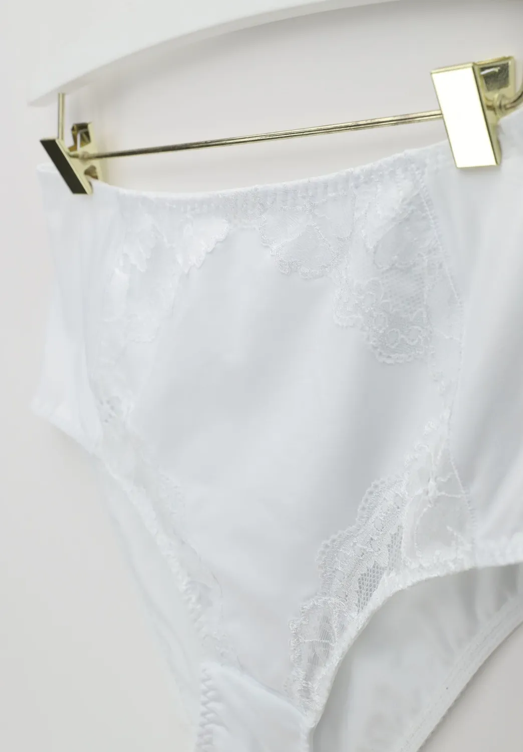 Lepel Belseno 256 slip vita alta pizzo bianco contenitivo