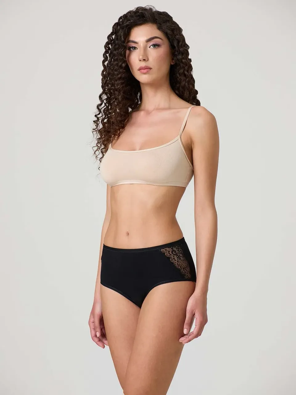 Jadea 063 midi cotone nero con pizzo laterale